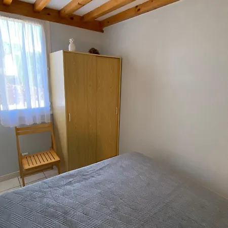 Pavillon Familial 2 Ch Avec Terrasse Ensoleillee, A 10min De La - Fr-1-732-59 펜션